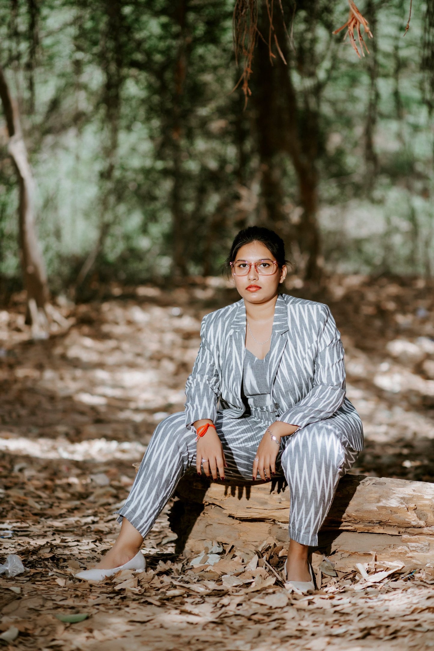 Snow Ikat Blazer Set ( 3 Piece )